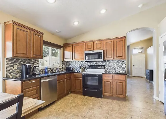 Holiday home Family Fun W Pool: 3br Chandler's Heart Chandler